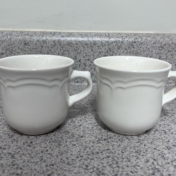 Pfaltzgraff Other - Pfaltzgraff Cups Gazebo Pattern Set of Two